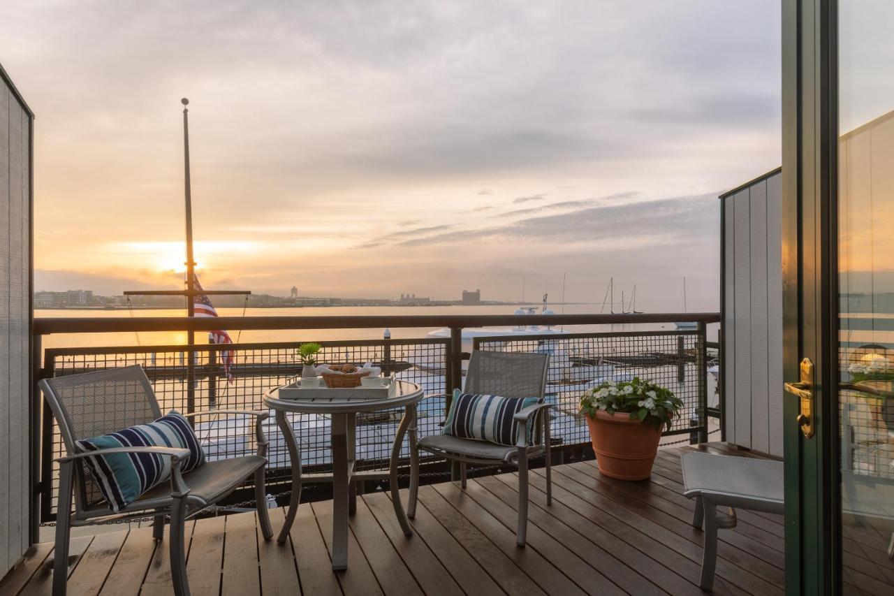Hotel Boston Yacht Haven Exterior foto