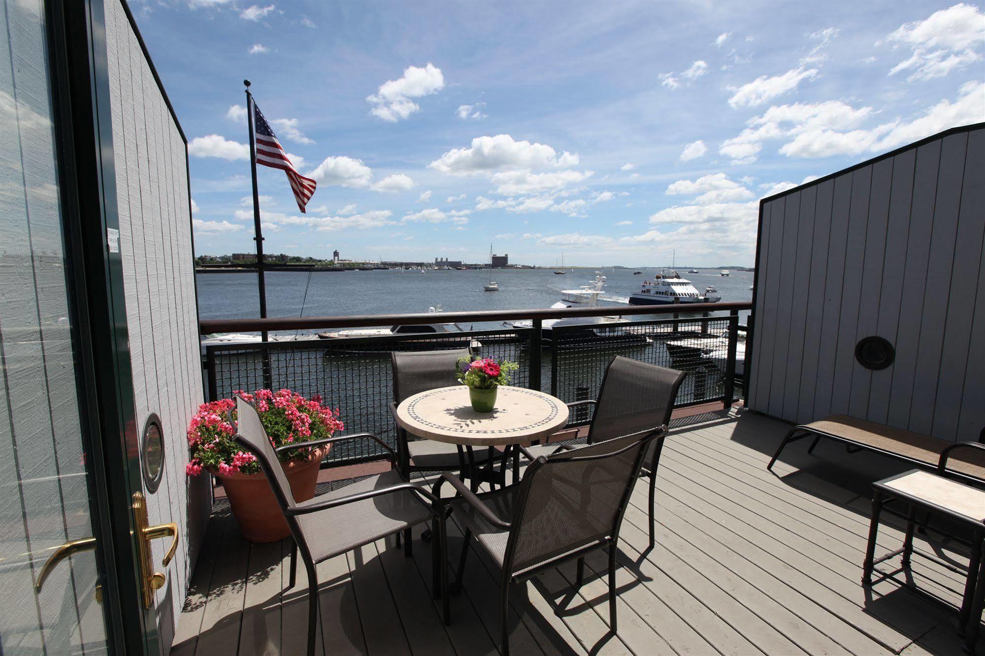 Hotel Boston Yacht Haven Exterior foto